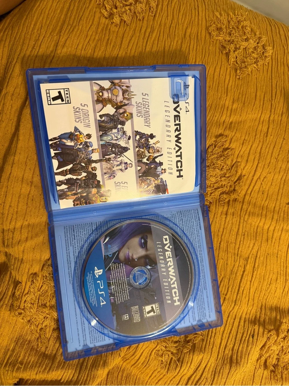 Sony PS4 Overwatch Legendary Edition - White & Blue Cover